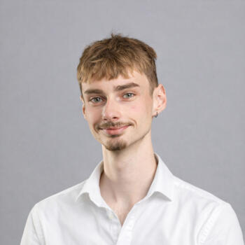 Babysitter in Nice: Alexis