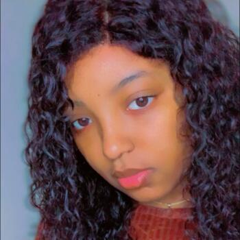 Nanny in Grande-Riviere: Noune