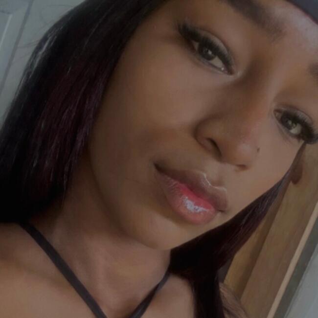 Babysitter in Burunga: Johanys