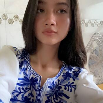 Babysitter in Dehradun: Vaishnavi Rawat