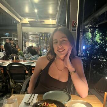 Babysitter in Mona Vale: Chloe Tommerup