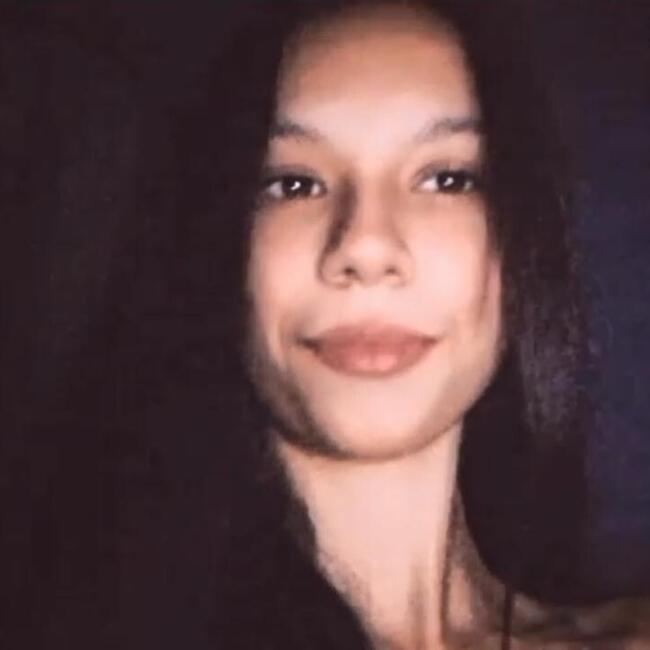 Babysitter in Petrópolis: Jéssica