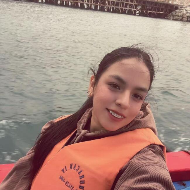 Babysitter in Mala: Gabi rosa