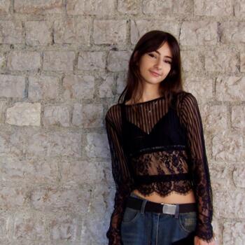 Babysitter in Nice: Lila