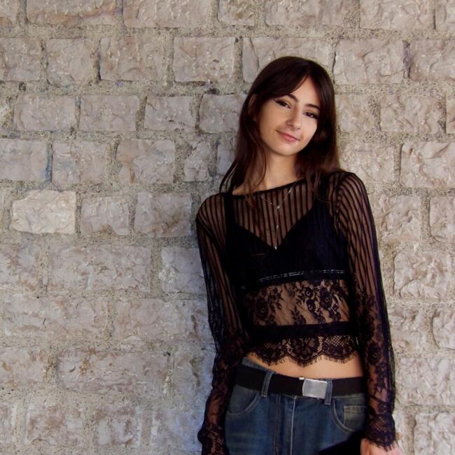 Babysitter in Nice: Lila