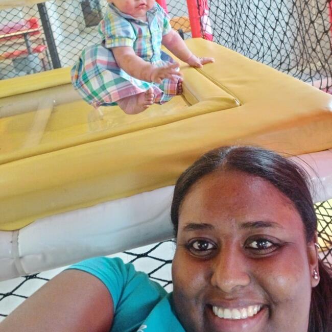 Babysitting job in Puerto Vacamonte: Rachell