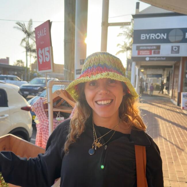 Babysitter in Byron View: Milagros