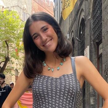 Babysitter in La Rinconada: Sofía