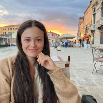 Babysitter in Toulouse: Pauline