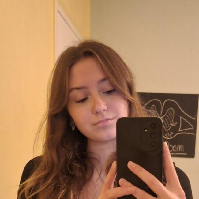 Babysitter in Boissy-Saint-Léger: Anais