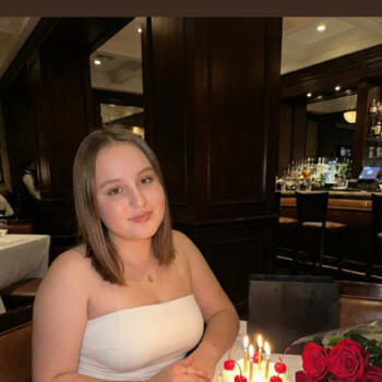 Babysitter Marly: Lara