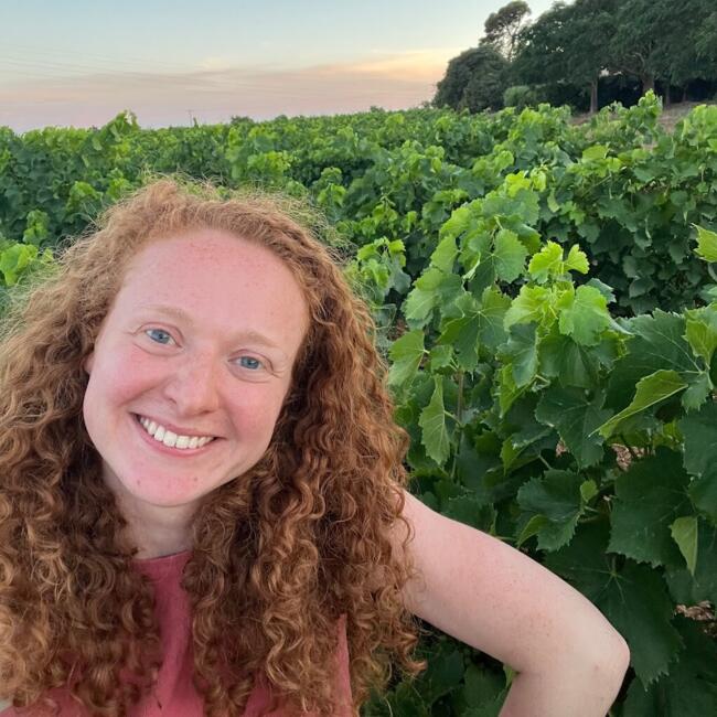 Babysitter in Paris: Emma