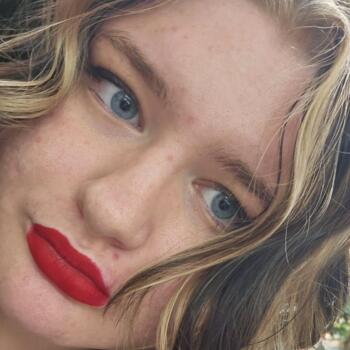 Babysitter in Onalaska (Washington): Emma