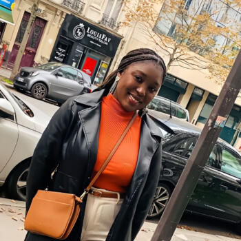 Babysitter in Nanterre: Ndama