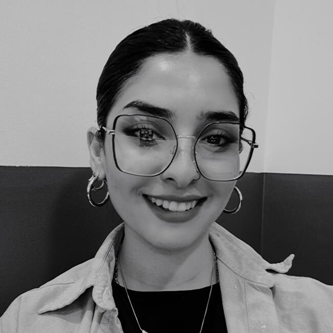 Babysitter a Zermatt: YAZMIN