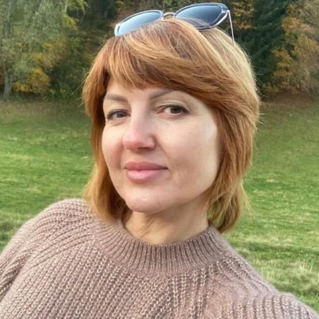 Babysitter in Leysin: Julia