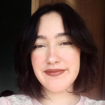 Babá em Votorantim: Débora