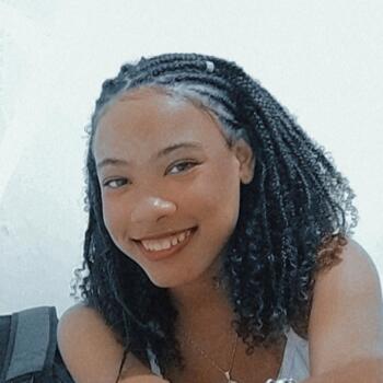 Babá em Simões Filho: Laisa