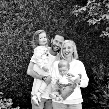 Job de garde d'enfants à Beauchamp: job de garde d'enfants JONATHAN