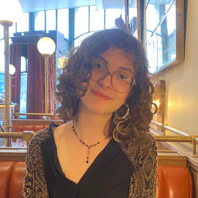 Babysitter in Hellemmes-Lille: Anna