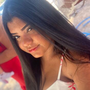 Babysitting job in Guapó: babysitting job Layane