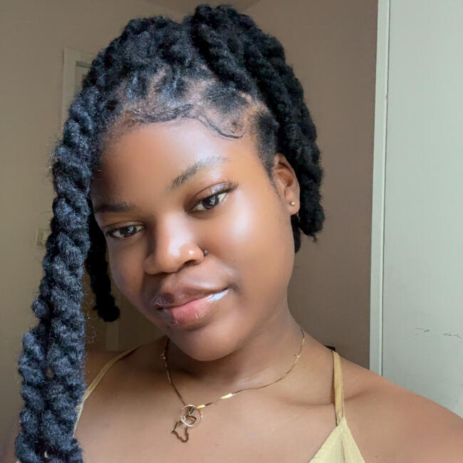 Babysitter in Draveil: Stella