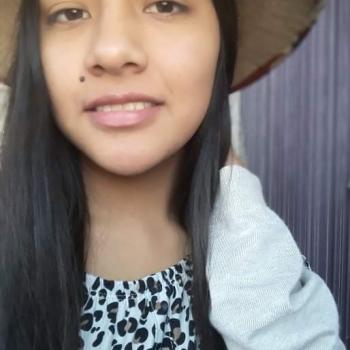 Niñera Pachacámac: Melissa Milagros