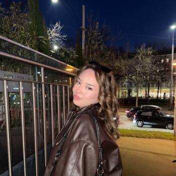 Babysitter in Vienna: Elina Bakaev