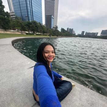 Nanny in Singapore Island: Regina