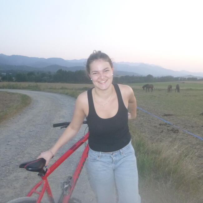 Niñera en Mataró: Jana