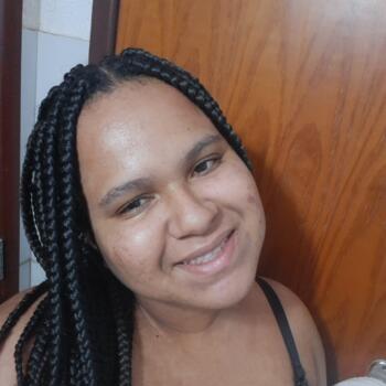 Babysitter in São Luís: Andréa