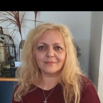 Babysitter Nicosia: Eleni