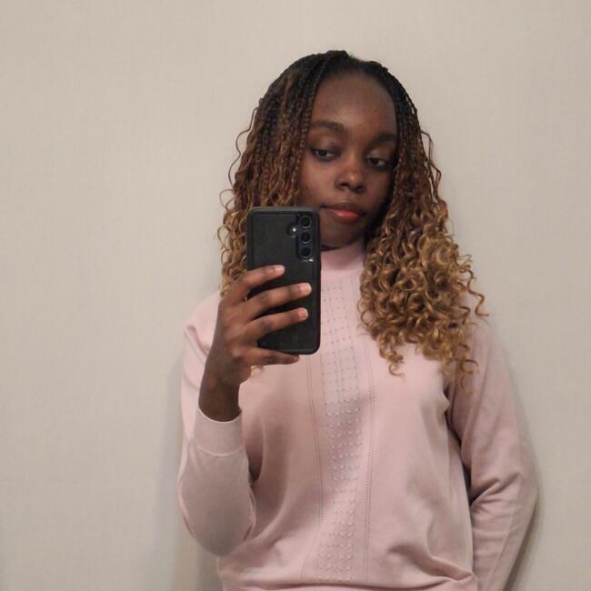 Baby-sitter in Orléans: Ange Shekina