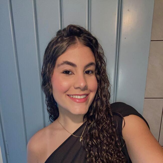 Babysitter in Presidente Prudente: Nicole