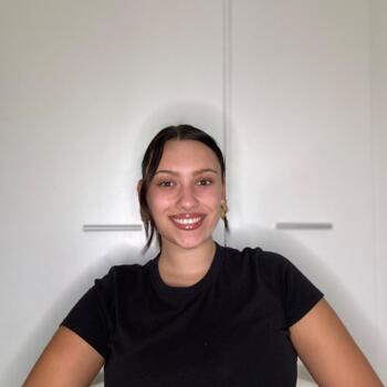 Babysitter in Porto: Bruna