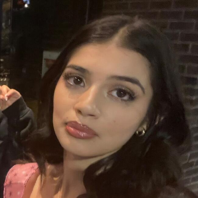 Baby-sitter in Edmonton: Ramneet