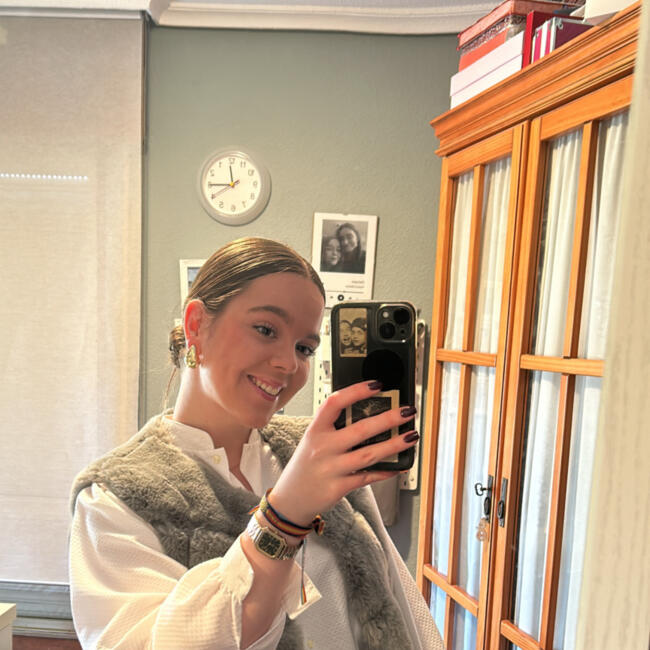 Babysitter in Oviedo: Paula