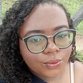 Babá Juiz de Fora: Yasmin