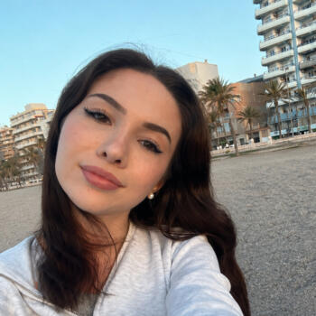 Canguro en Almería: Claudia