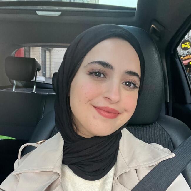 Babysitter in Romainville: Malak