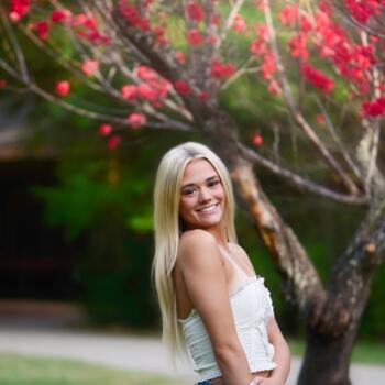 Babysitter in Hockley (Texas): Avery