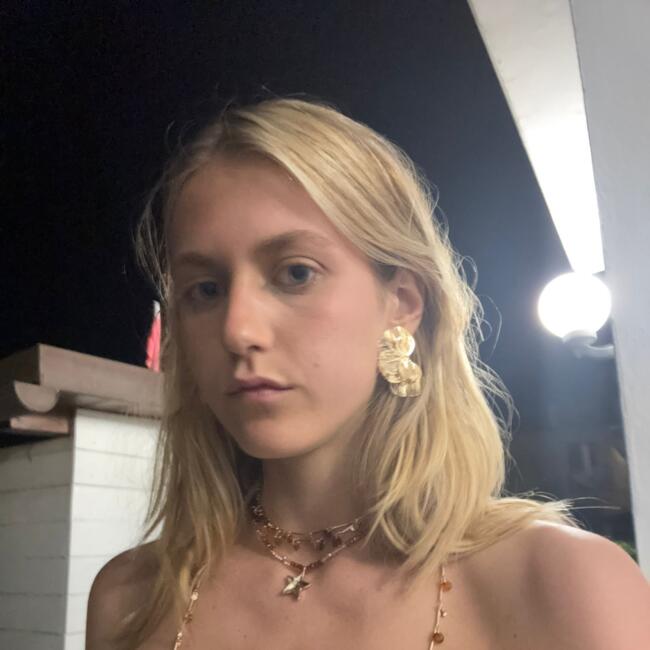 Babysitter a Torre d'Isola: Sara