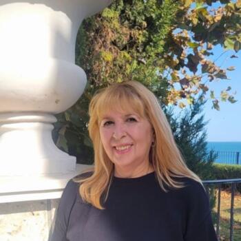 Детегледачка Варна: Evgeniya