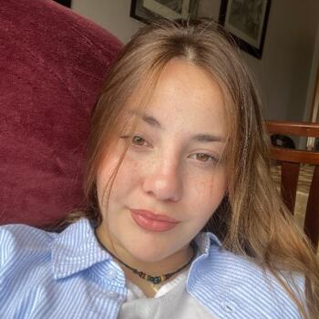 Babysitter in Vila do Conde: Iris