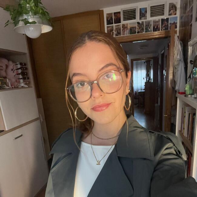 Canguro en Zaragoza: Teresa