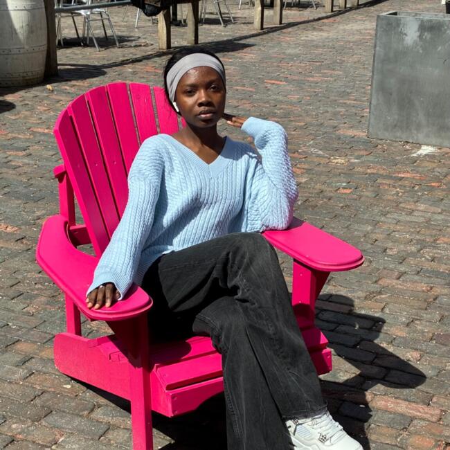 Baby-sitter in Etobicoke: Junette