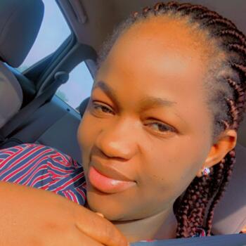 Babysitter Lisbon: BOSE