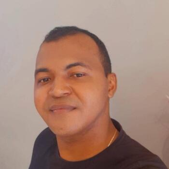 Babysitter em Braga: Italo