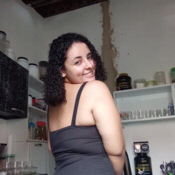 Babysitter Aracaju: Julliany