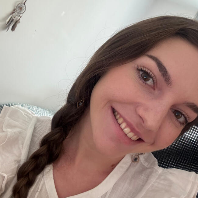 Canguro en Almería: Claudia